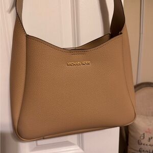 Michael Kors Camel Shoulder Bag